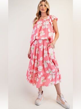 873 ❤️ EASEL FLORAL PRINTED CAMISOLE TOP AND SHORTS SET